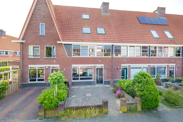 D. Marotstraat 57 in Velserbroek