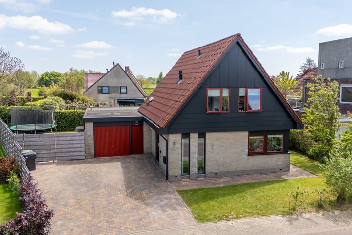 Da. A.M.L. Frevelstraat 15 in Dokkum foto