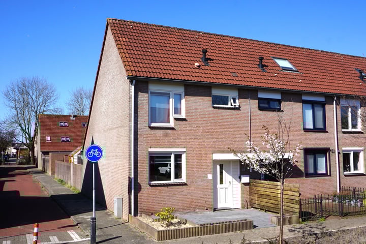 Photo of property Dagmaatstraat 29, Purmerend
