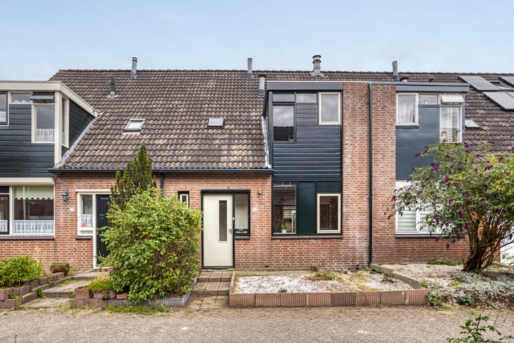 Dagpauwoog 25 in Deventer