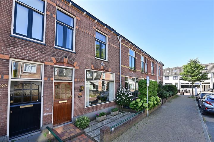 Dahliastraat 41 in Hilversum