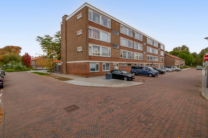 Dahliastraat 5 in Rozenburg