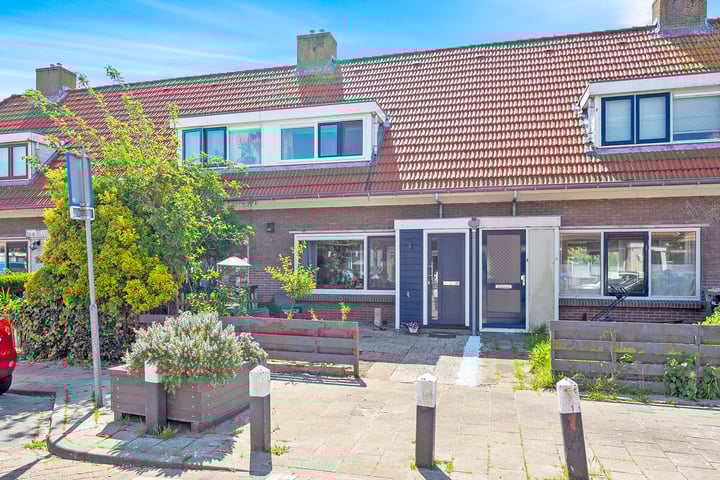 Dahliastraat 82 in Den Helder