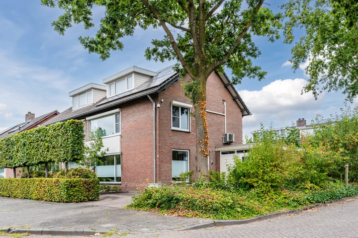 Photo of property Dalkruiddreef 2, Nuenen