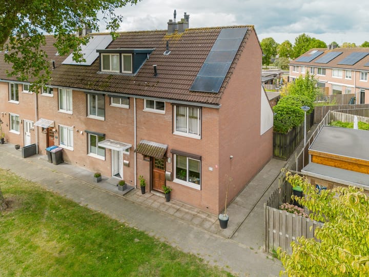 Foto van woning Dallelaan 2, Spijkenisse