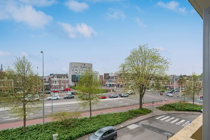 Damsterdiep 129 in Groningen