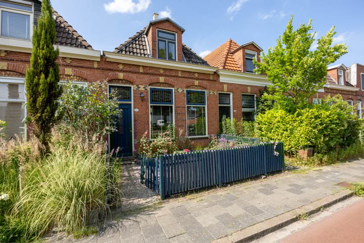 Damsterdiep 256 in Groningen