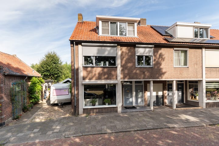 Damstraat 12A in Hardinxveld-Giessendam