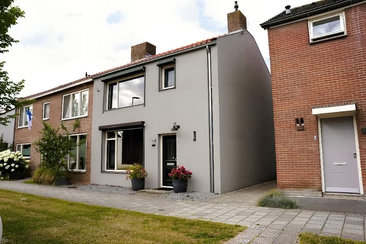 Photo of property Damstraat 4, Schoondijke