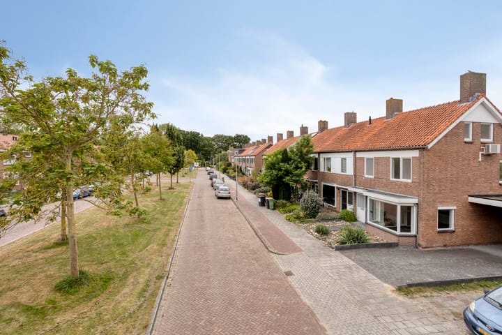 Daniël Heinsiusstraat 2 in Deventer foto