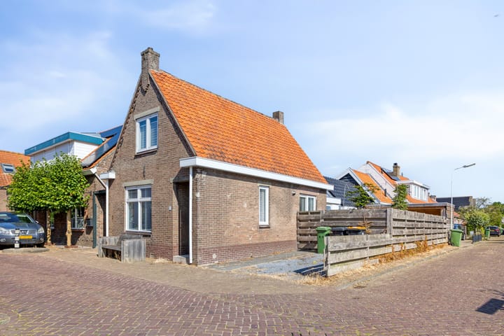 Dapperweg 11 in Burgh-Haamstede