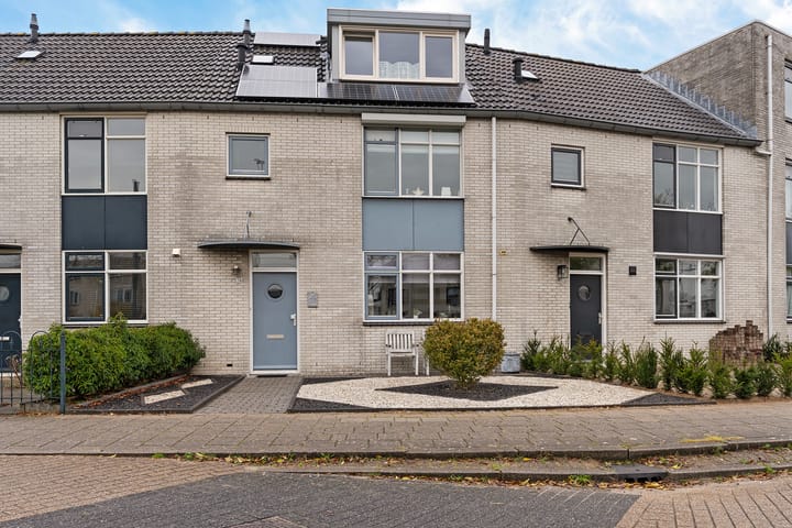 Darwinstraat 28 in Arnhem foto