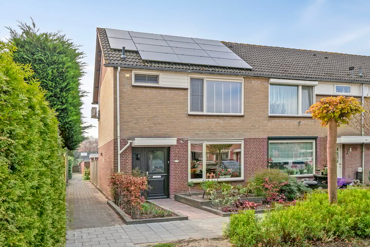 Photo of property Dauwdruppelhof 20, Fijnaart