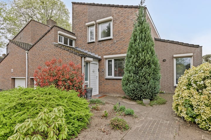 De Akkerwinde 42 in Budel