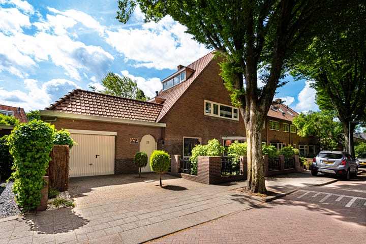 De Bazelstraat 28 in Hilversum