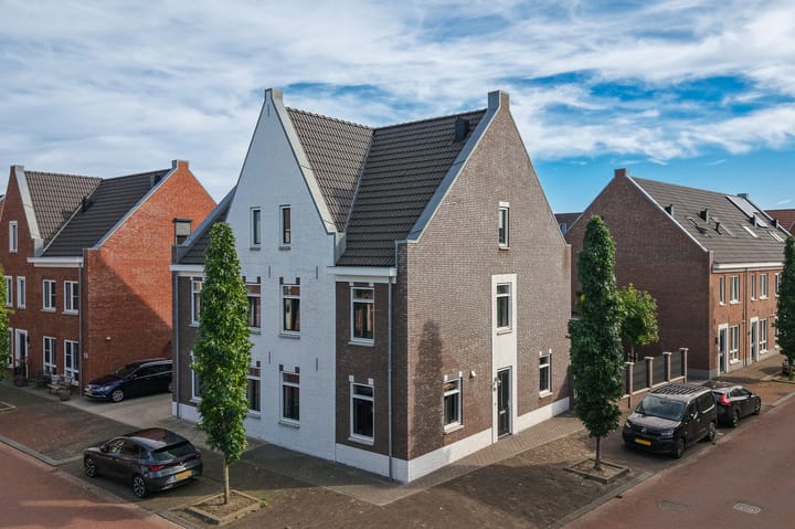 Photo of property De Binnenplaats 10, Meteren