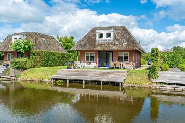 De Bloemert 1-208 in Midlaren