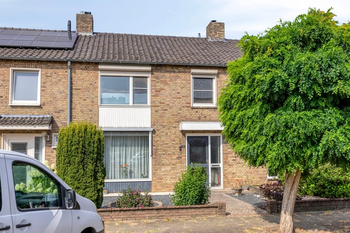 Photo of property De Bouwing 28, Elst