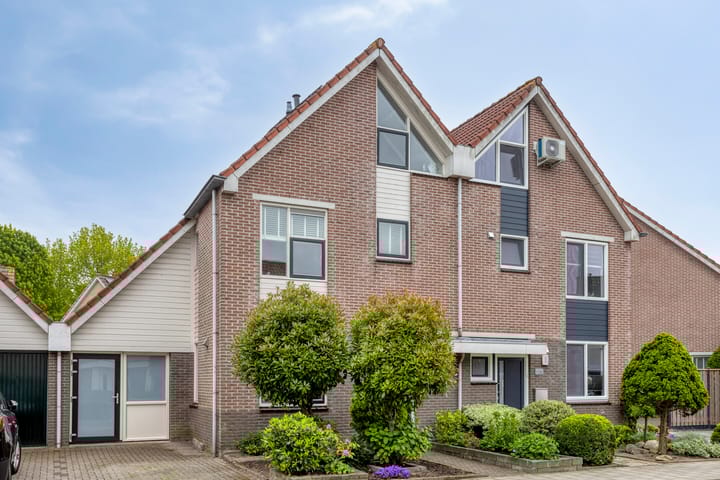 De Braam 84 in Deventer