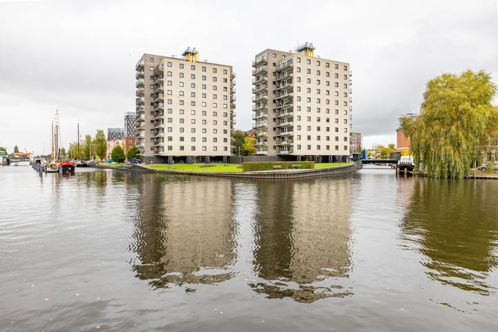 De Brink 110 in Groningen