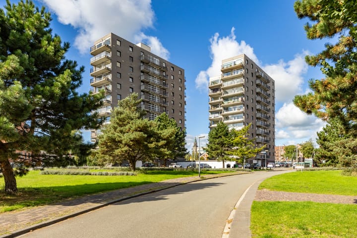 De Brink 144 in Groningen Foto