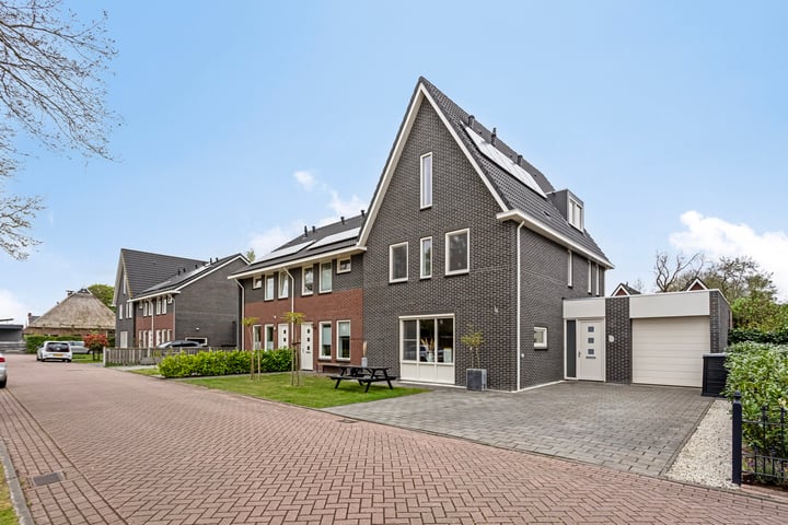 De Bunder 4 in Oentsjerk