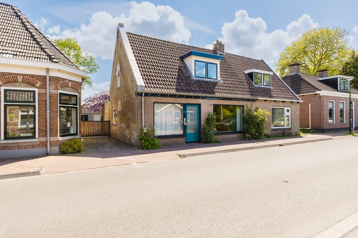 De Buorren 38 in Lippenhuizen