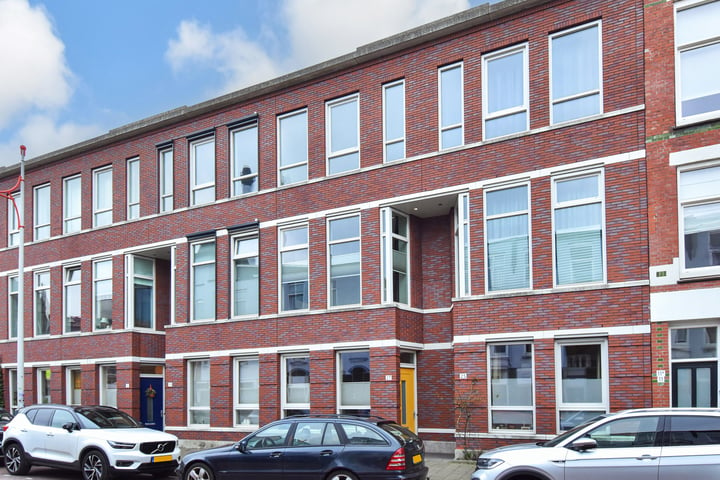 De Constant Rebecquestraat 27 in 's-Gravenhage