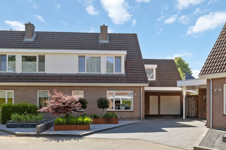 Photo of property de Essenbree 70, Mariënheem