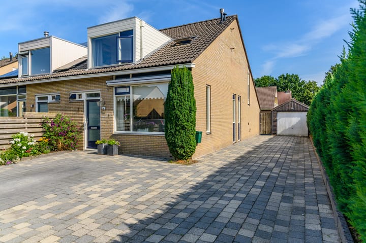 Photo of property De Finne 4, Langezwaag