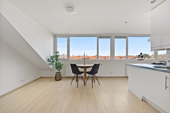 De Genestetlaan 194B in 's-Gravenhage foto