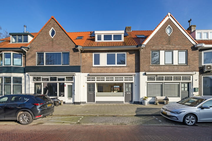 De Genestetlaan 33A in Bussum