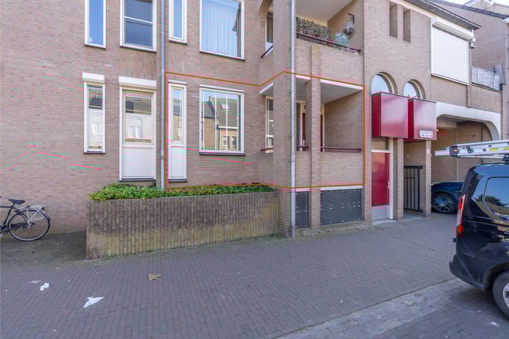 Photo of property De Gouden Leeuw 112, Venray