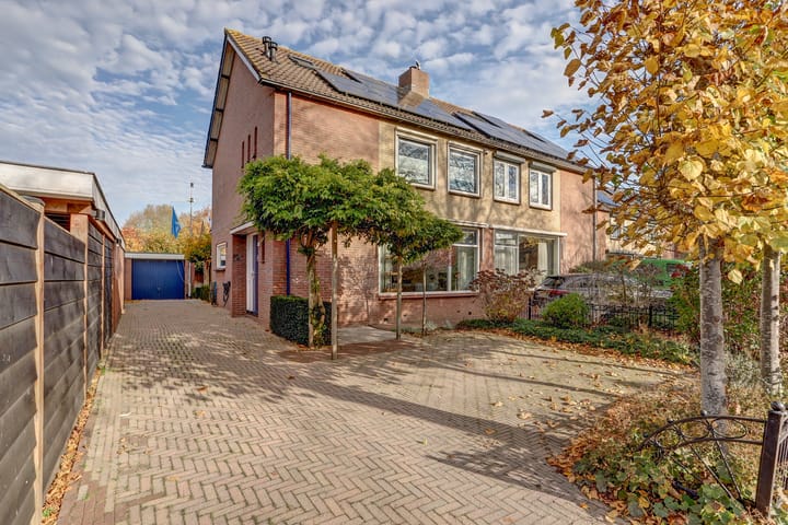 Photo of property de Graaff 41, Werkendam