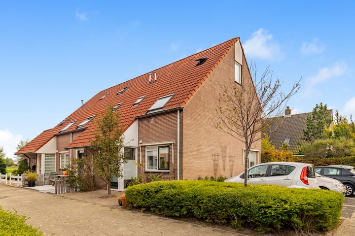 De Grote Weid 52 in Uitgeest foto