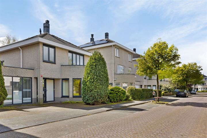 De Grote Wielen 35 in Amstelveen