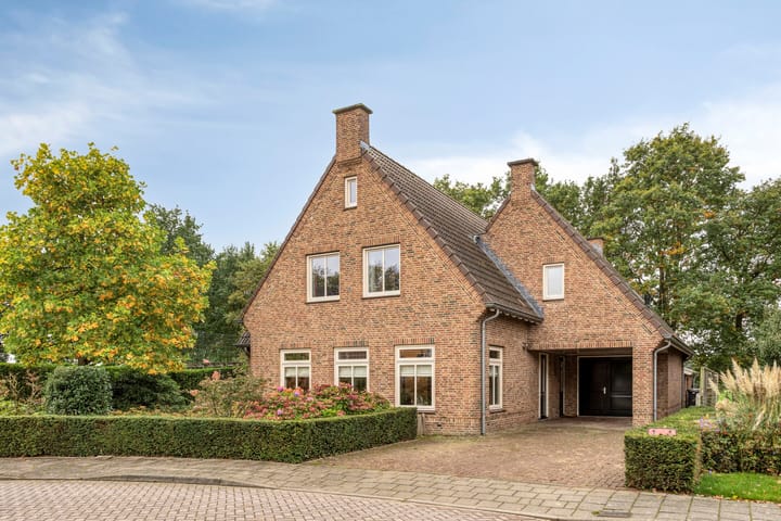 De Gruttenmaat 9 in Reutum foto
