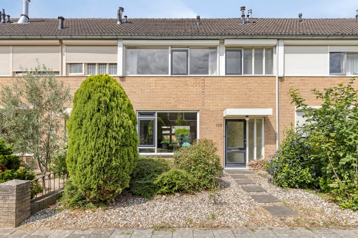 De Hangaarts 103 in 's-Heerenberg foto