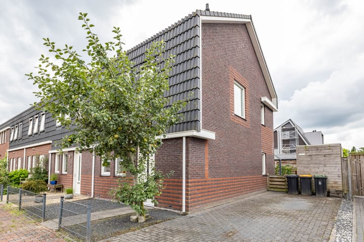 De Hartakker 15 in Eelde