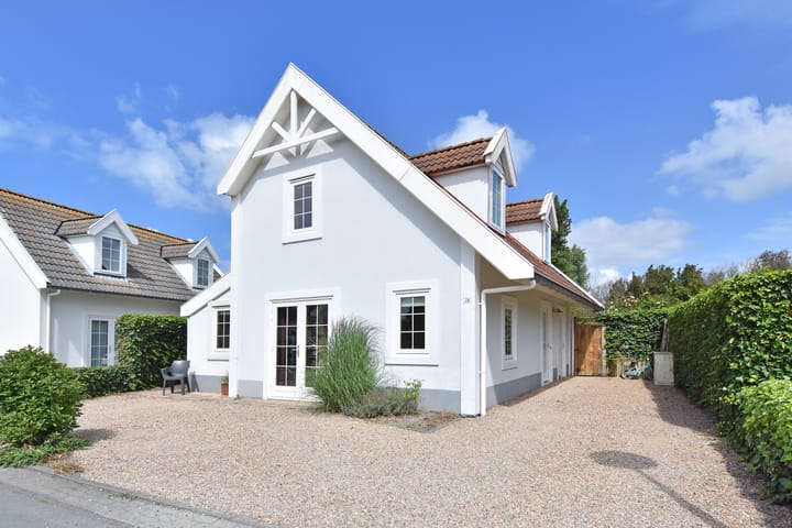 Photo of property De Heeren van 's-Gravensande 28, 's-Gravenzande
