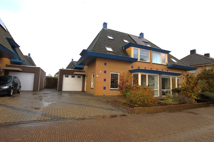 Photo of property De Hoants 21, Bolsward