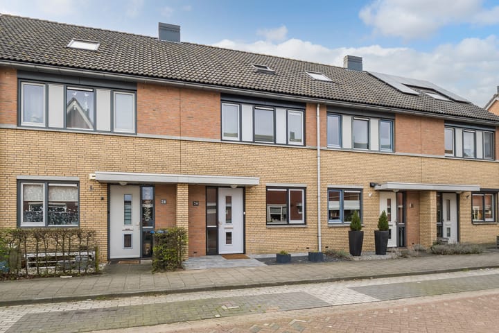 De Hoenderkampen 24 in Hellouw