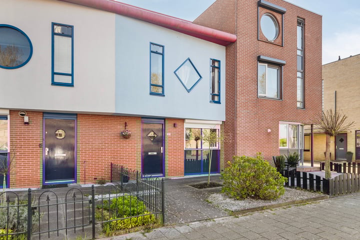 De Hoge Bogerd 180 in Hendrik-Ido-Ambacht