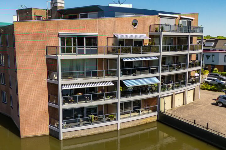 De Hoge Bogerd 191 in Hendrik-Ido-Ambacht