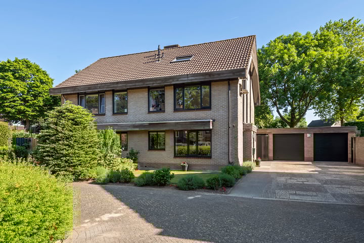 de Hulk 34 in Tiel