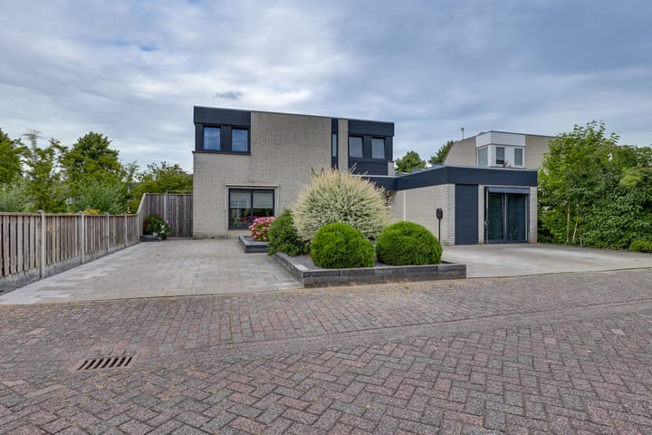 Photo of property De IJslander 70, Dronten