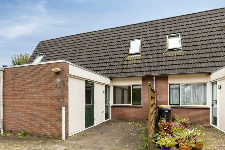 De IJsvogel 38 in Vriezenveen