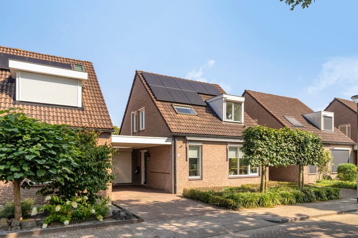 de Korenaar 81 in Oirschot foto