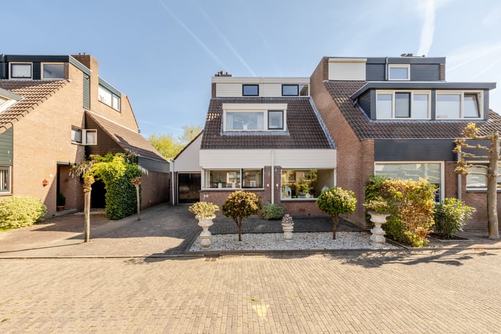 De Krommert 20 in Oosthuizen