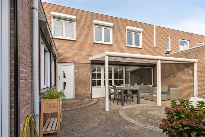 Photo of property de Latpad 10, Eindhoven